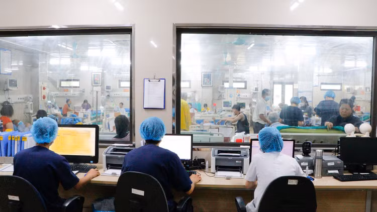 Nhiều người đột quỵ nhập viện