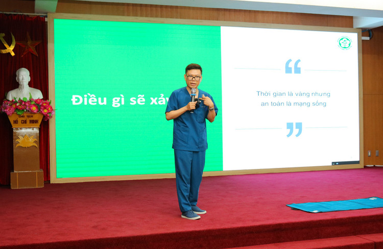 BS Ngô Đức Hùng cung cấp kỹ năng sơ cấp cứu cơ bản