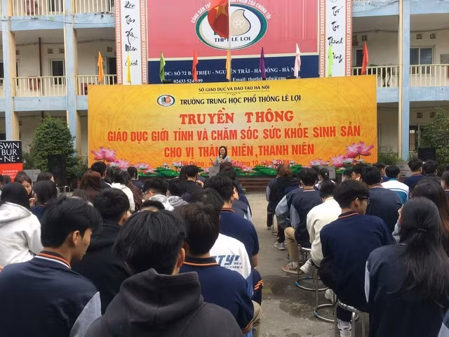 Truyền thông về sức khỏe sinh sản cho học sinh