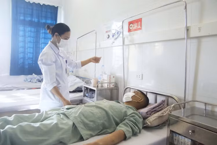 Bệnh nhân Nguyễn V. B mắc bệnh suy gan cấp trên nền xơ gan (Acute-on-chronic liver failure- ACLF), viêm gan B, đái tháo đường typ2 đã hồi phục sức khỏe - Ảnh BVCC