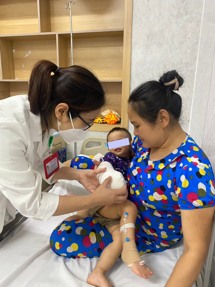 Sau phẫu thuật trẻ đã phục hồi