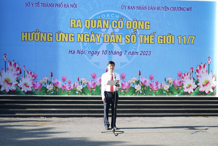 Đồng chí Vũ Duy Hưng, Chi cục trưởng Chi cục Dân số - KHHGĐ Hà Nội phát biểu