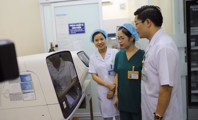 Việc sàng lọc trước và sơ sinh có ý nghĩa rất quan trọng đối với sức khỏe của mẹ và bé.