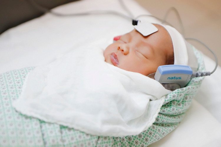 Sàng lọc thính lực sau sinh cho trẻ tại Bệnh viện Phụ Sản Hà Nội