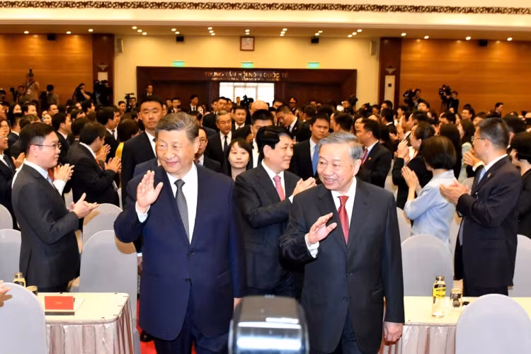 "Hữu nghị và hợp tác luôn là dòng chảy chính của quan hệ Việt – Trung" ảnh 2