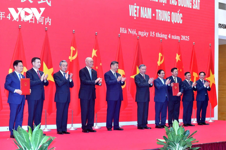 "Hữu nghị và hợp tác luôn là dòng chảy chính của quan hệ Việt – Trung" ảnh 1