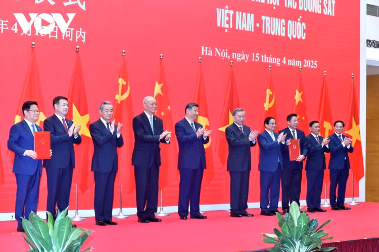 "Hữu nghị và hợp tác luôn là dòng chảy chính của quan hệ Việt – Trung" ảnh 1