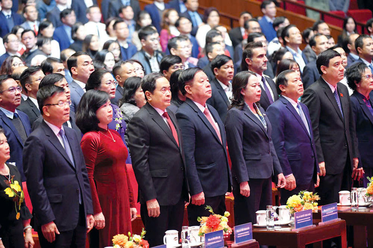 Chủ tịch Quốc hội Trần Thanh Mẫn cùng lãnh đạo Đảng, Nhà nước tham dự lễ kỷ niệm 70 năm Ngày Thầy thuốc Việt Nam - Ảnh: T.MINH