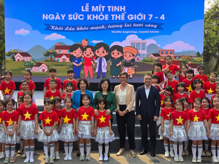 Lễ mít-tinh hưởng ứng Ngày sức khỏe thế giới (07/04) năm 2025 - “Khởi đầu khỏe mạnh, tương lai tươi sáng” do Bộ Y tế tổ chức - Ảnh Bộ Y tế