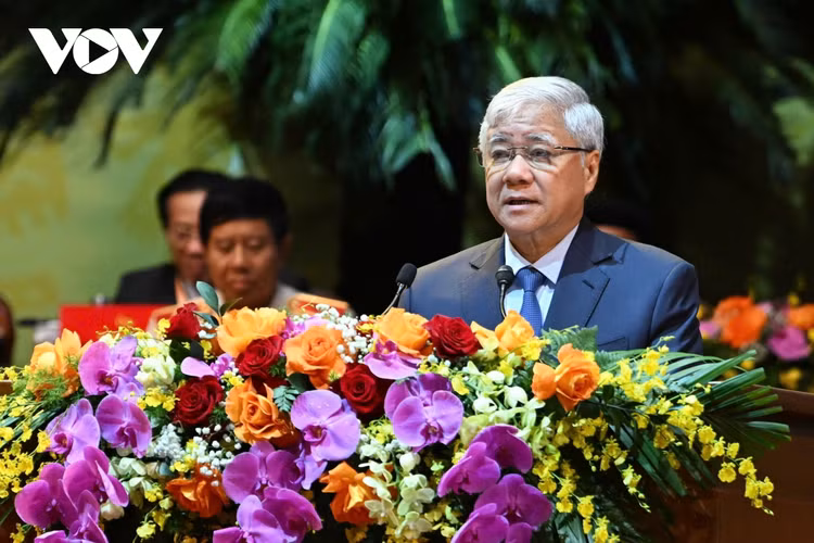 Ong Do Van Chien tiep tuc giu chuc Chu tich MTTQ Viet Nam khoa X-Hinh-2