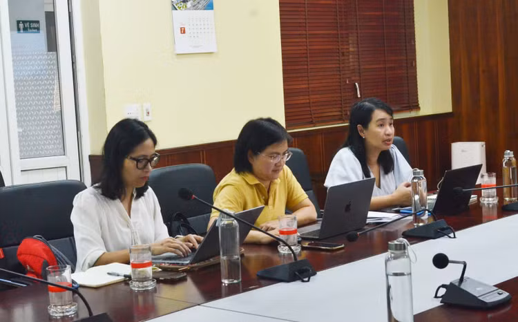 Các chuyên gia tại buổi hội thảo - Ảnh BVCC