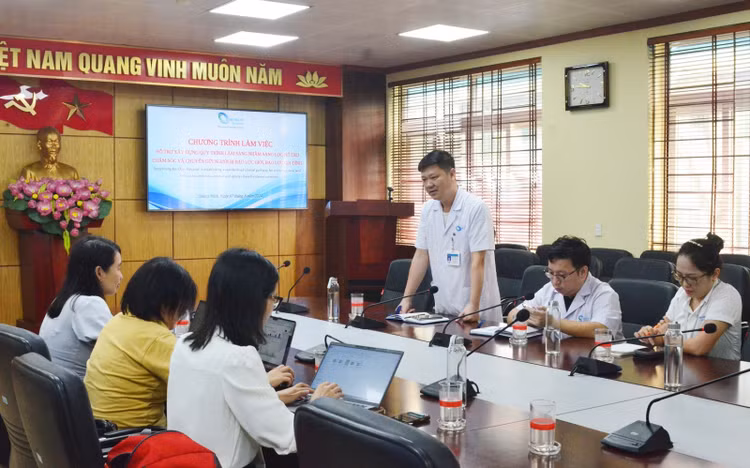 Ths.BS Trần Thanh Luận – Phó Giám đốc Bệnh viện phát biểu tại buổi làm việc - Ảnh BVCC