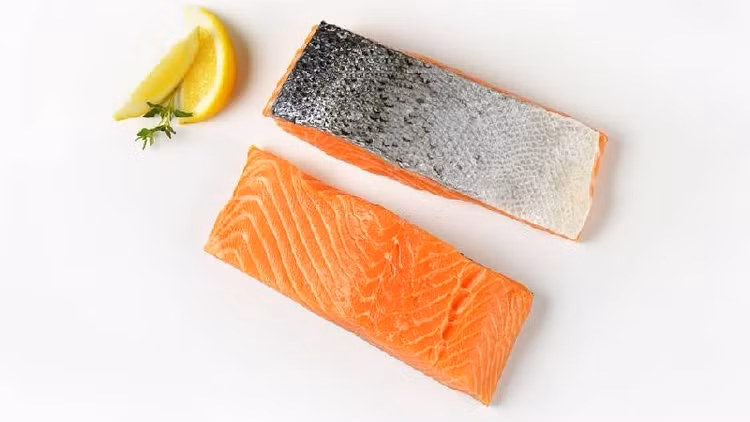 Cá hồi chứa nhiều collagen tốt cho tim mạch, xương khớp... - Ảnh minh họa Cá hồi chứa nhiều collagen tốt cho tim mạch, xương khớp... - Ảnh minh họa