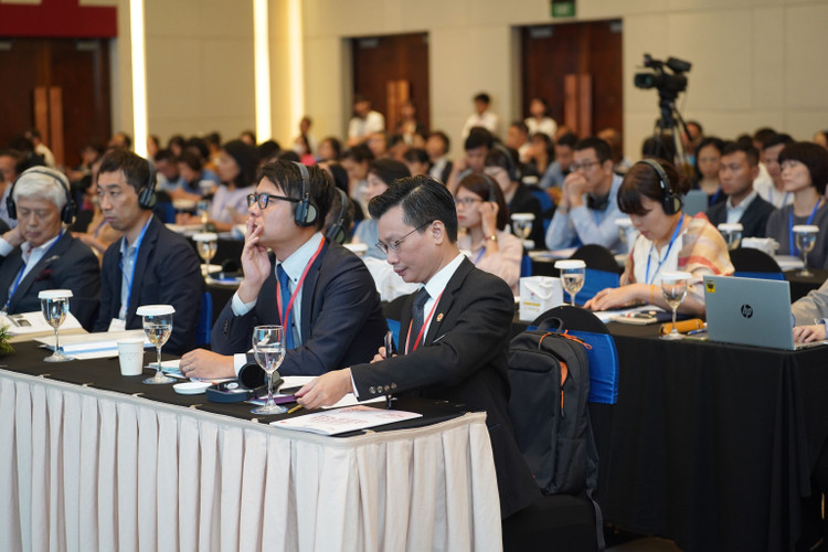 Các đại biểu tham dự hội thảo