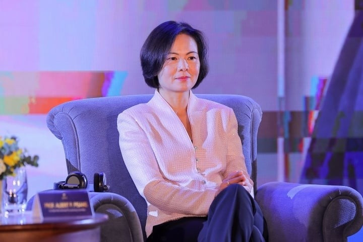 Giáo sư, Tiến sĩ Nguyễn Thục Quyên.