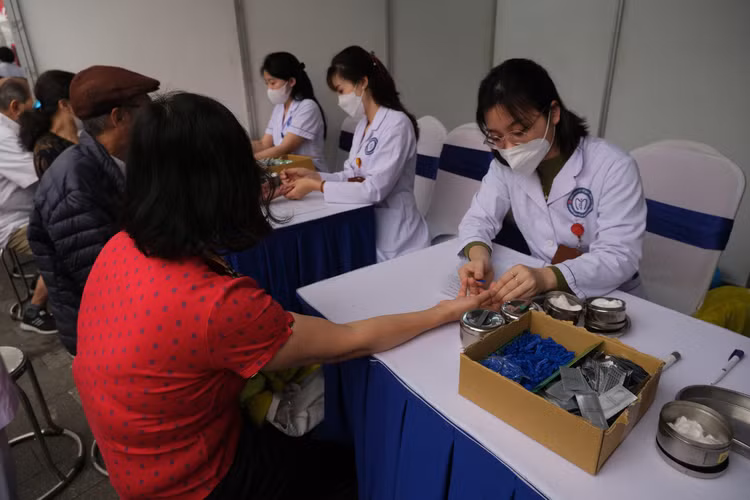 Thăm khám sàng lọc tiểu đường