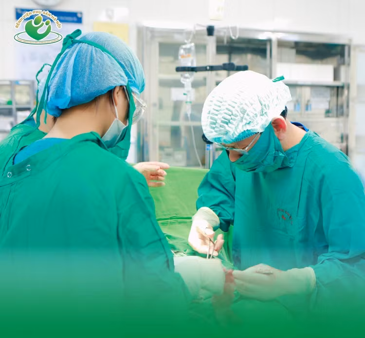 Ca mổ cứu trẻ tim bẩm sinh tại bệnh viện Phụ sản Hà Nội