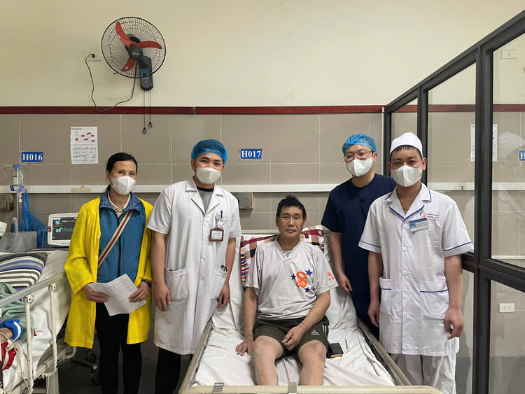 Sau 33 ngày điều trị, bệnh nhân có những tiến triển tích cực và đã được xuất viện - Ảnh BSCC