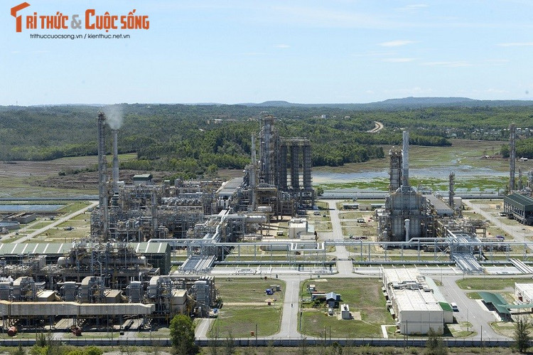 Nhà máy Lọc dầu Dung Quất tại Quảng Ngãi của BSR. Ảnh: BSR