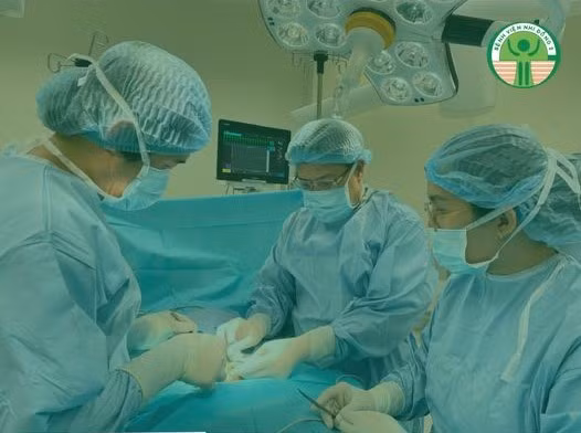 Ca phẫu thuật ngay trong đêm cho trẻ 10 tháng bị lồng ruột - Ảnh BVCC