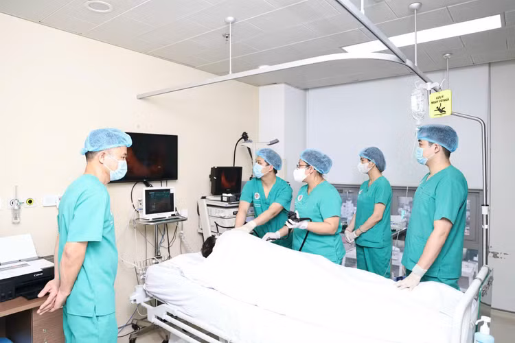 Ca phẫu thuật cho bệnh nhân - Ảnh BVCC