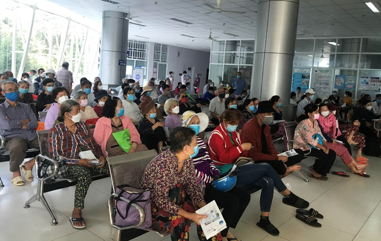 Phục hồi y tế sau thời gian dài ứng phó với đại dịch COVID-19