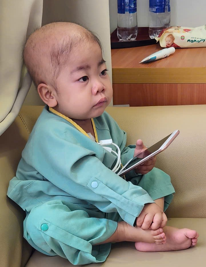 Hình ảnh bé trước ghép tế bào gốc - Ảnh BSCC