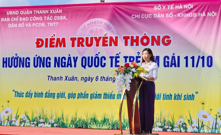 Bà Nguyễn Minh Xuân, Phó Chi cục trưởng Chi cục Dân số - Kế hoạch hóa gia đình thành phố Hà Nội