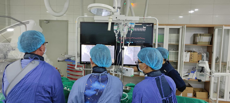 Can thiệp đặt stren cho bệnh nhân