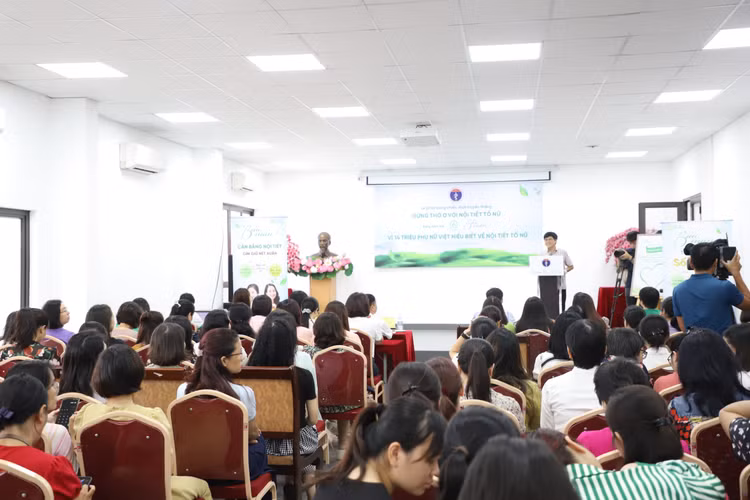 Quang cảnh buổi lễ phát động Quang cảnh buổi lễ phát động