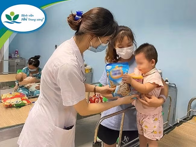 Những em bé được hồi sinh và có cuộc sống tươi đẹp hơn sau khi được phẫu thuật ghép gan