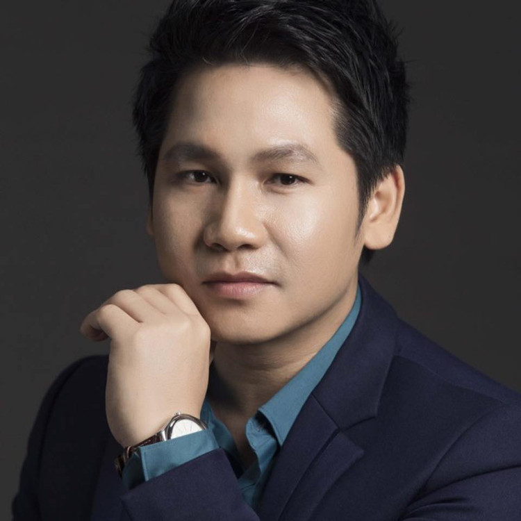 Ca sĩ Trọng Tấn