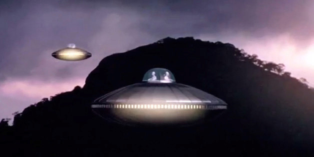 Mỹ công bố thông tin “sốt dẻo” về người ngoài hành tinh, UFO