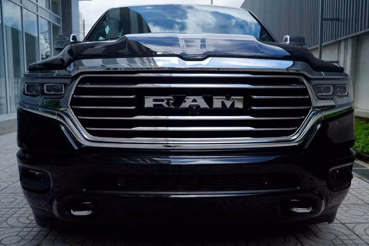 Cận cảnh siêu bán tải RAM 1500 phiên bản cao nhất Longhorn tại Việt Nam ảnh 12