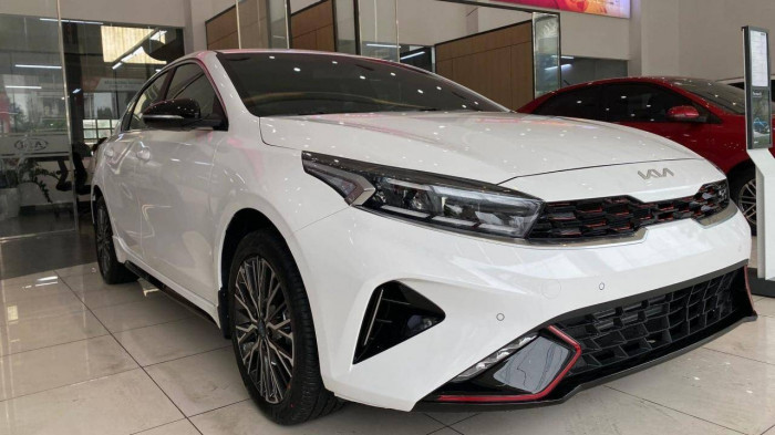 Kia K3 là mẫu sedan hạng C bán chạy nhất thị trường trong quý 1/2022 với 3.576 xe bán ra.