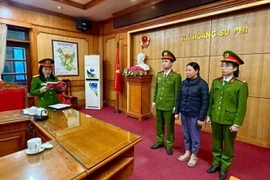 Khởi tố Phó Giám đốc Trung tâm hành chính công xã ở Tuyên Quang