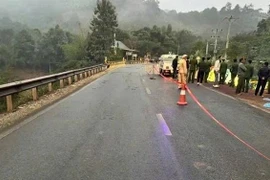 Tai nạn xe khách ở Sơn La khiến 4 người chết, 1 người bị thương