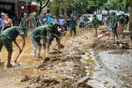 Thủ tướng chỉ đạo ứng phó khẩn cấp bão số 13 Kalmaegi và mưa lũ 