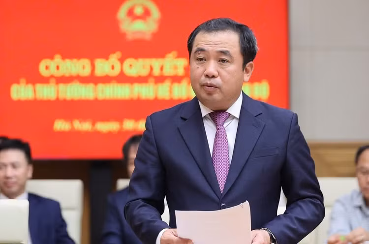 Bộ trưởng Bộ Nông nghiệp và Môi trường Trần Đức Thắng.