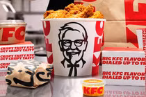 Áp lực mất thị phần, KFC buộc phải đổi mới cách làm gà truyền thống