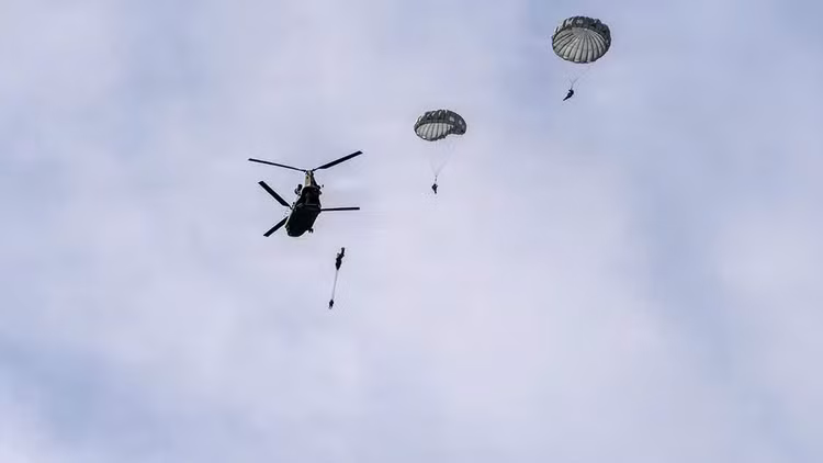 z7655324868503-d1dc65d3bcc6a6254b2bb1df04b5531e.jpg