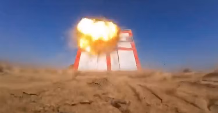 7-6690.png