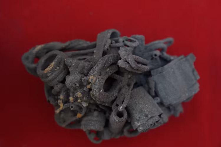 4-4163.png