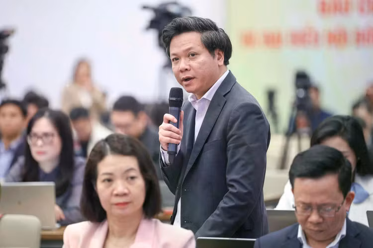 ong-tuan-bo-noi-vu-177329329981779687478.jpg