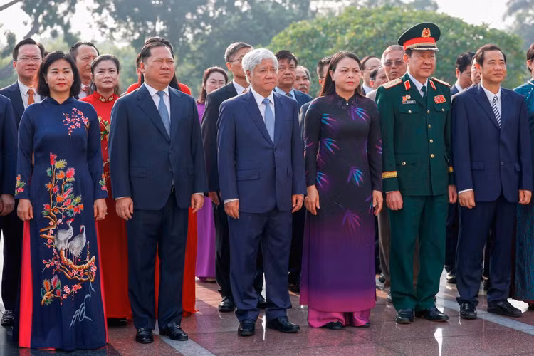 mat-tran-2.jpg