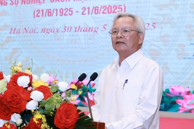 a-gs-ts-ta-ngoc-tan.jpg