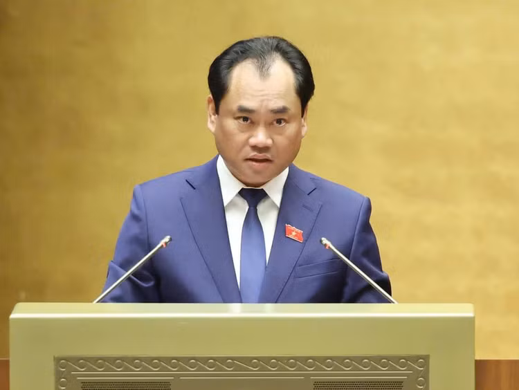 trinh-viet-hung-1787103403016.jpg