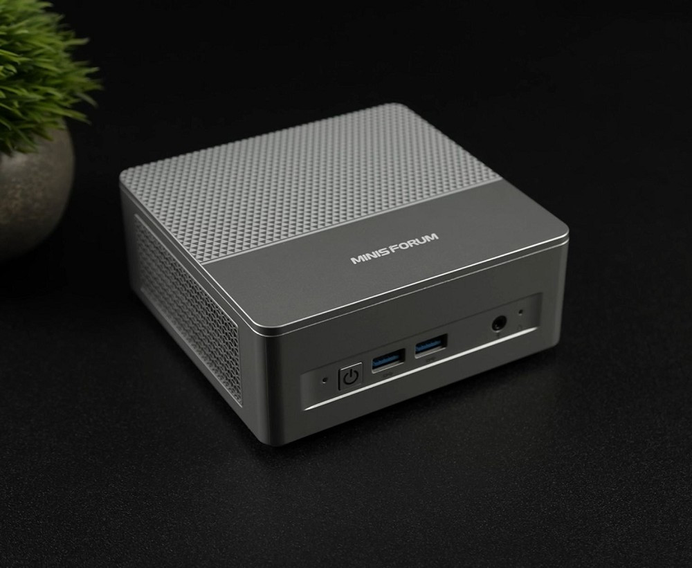 Mac miniと同じくらい小型のミニPCでありながら、内蔵GPUの性能はRTX
