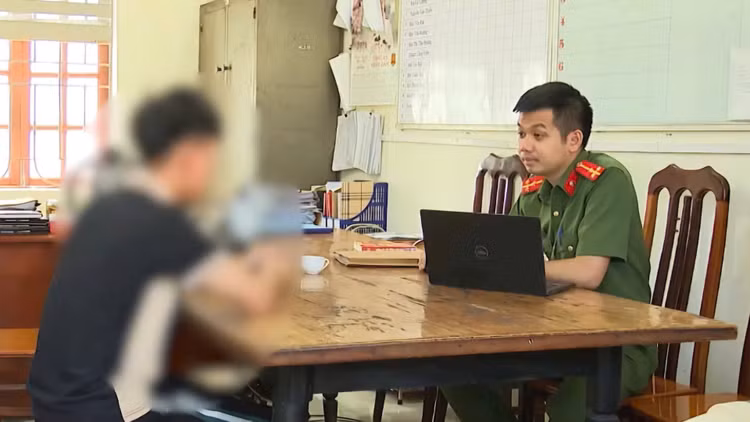 Phat tan ma doc danh cap thong tin, nam sinh vien nhan ket dang-Hinh-2