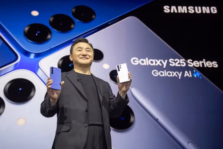 Samsung Galaxy S25 Series bung hàng hot... 3 dấu ấn chiếm trọn spotlight - Hình 2 Samsung Galaxy S25 Series bung hang hot... 3 dau an chiem tron spotlight-Hinh-2